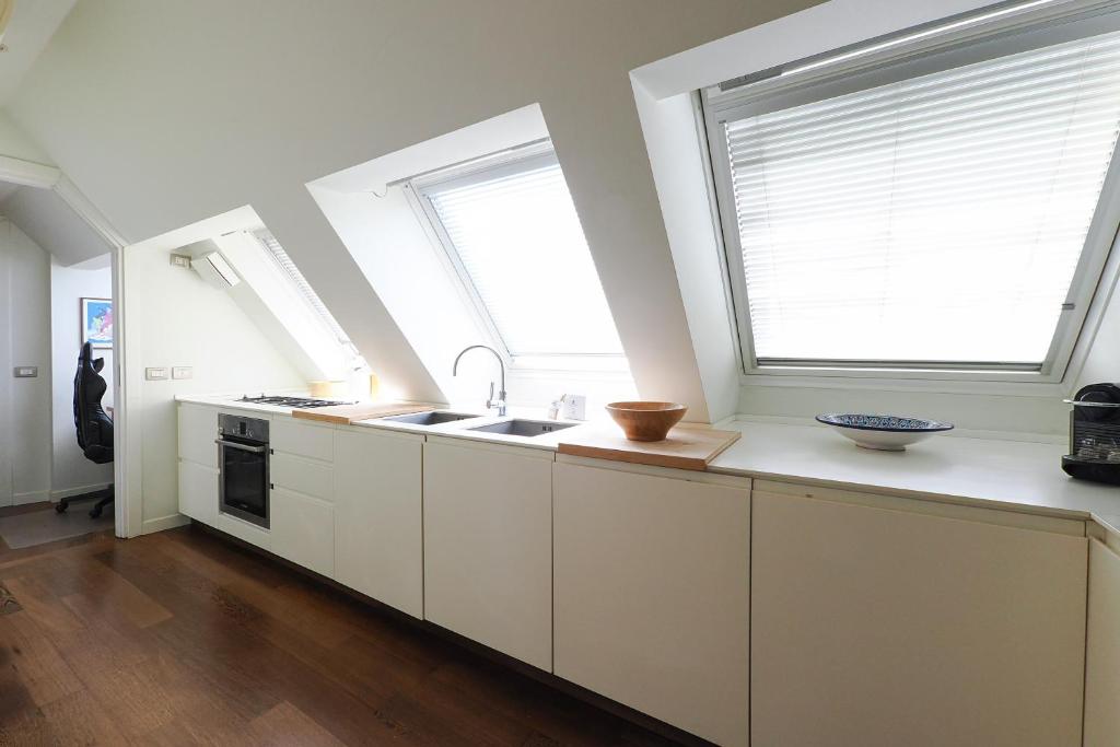 Contempora - Charming Penthouse with Rooftop Terraces - Porta Romana - Duomo - 2