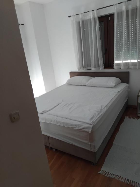 Holy Stone Apartment - 3