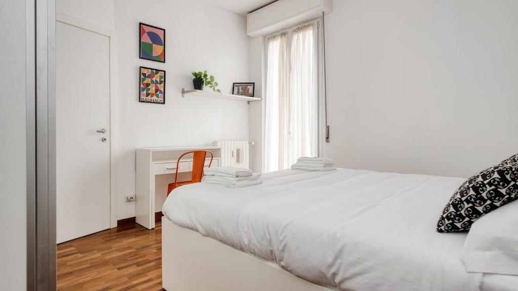 Milano Modern Apartment - Up to 6 guests - 3