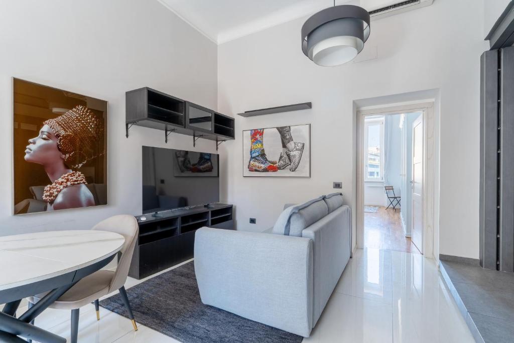 Opera Square Apartment 3BR 3BA - 2