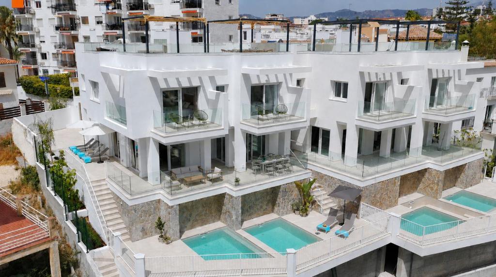 Nerja Paradise Rentals - Villa Barranco - 2