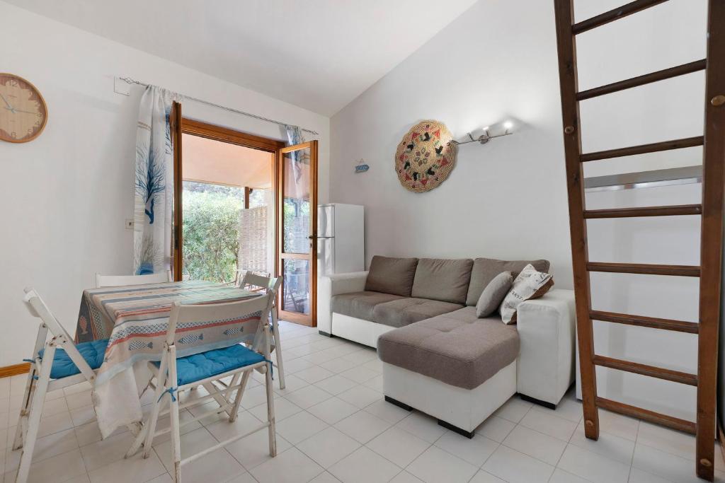 La Pelosa Summer House - 1