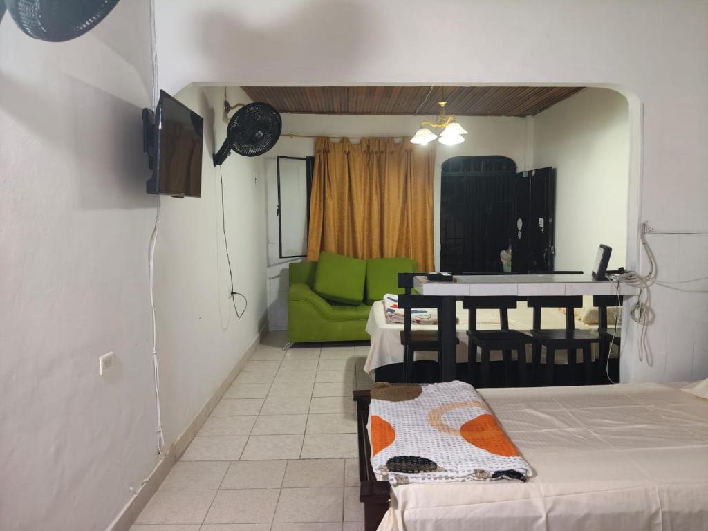 Confortable Habitacion Central - 3