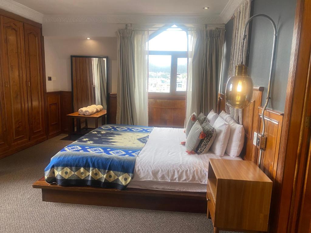 Cavi Rooms 602 - 1
