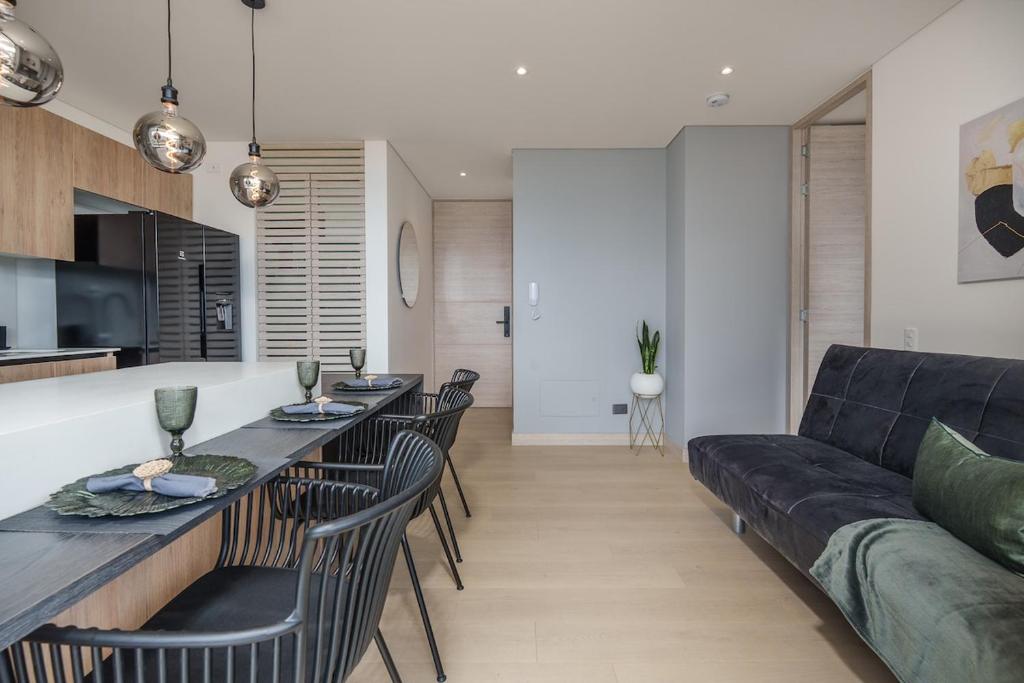 El Tesoro 1BR Coworking, Rooftop & Market AC - 5