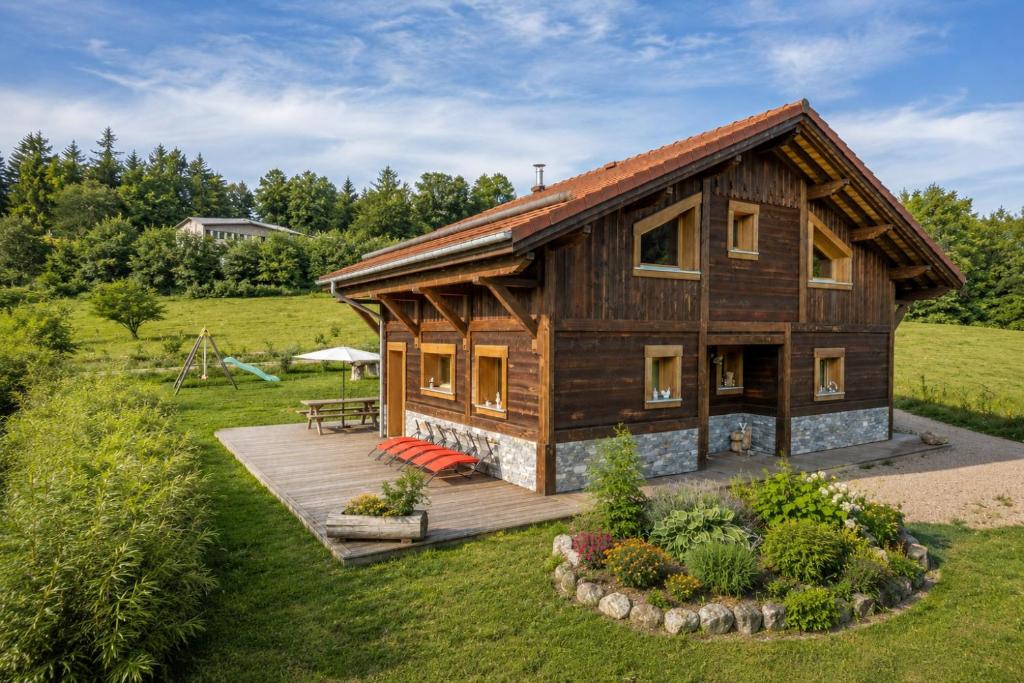 Chalet familial 9 personnes avec sauna privatif et piscine naturelle - Le Domaine des Fleurs Gérardmer - 1