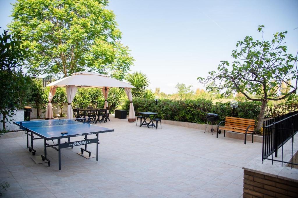 The GreenDen terrace, BBQ & table tennis - 1