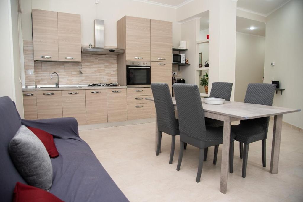 The GreenDen terrace, BBQ & table tennis - 5