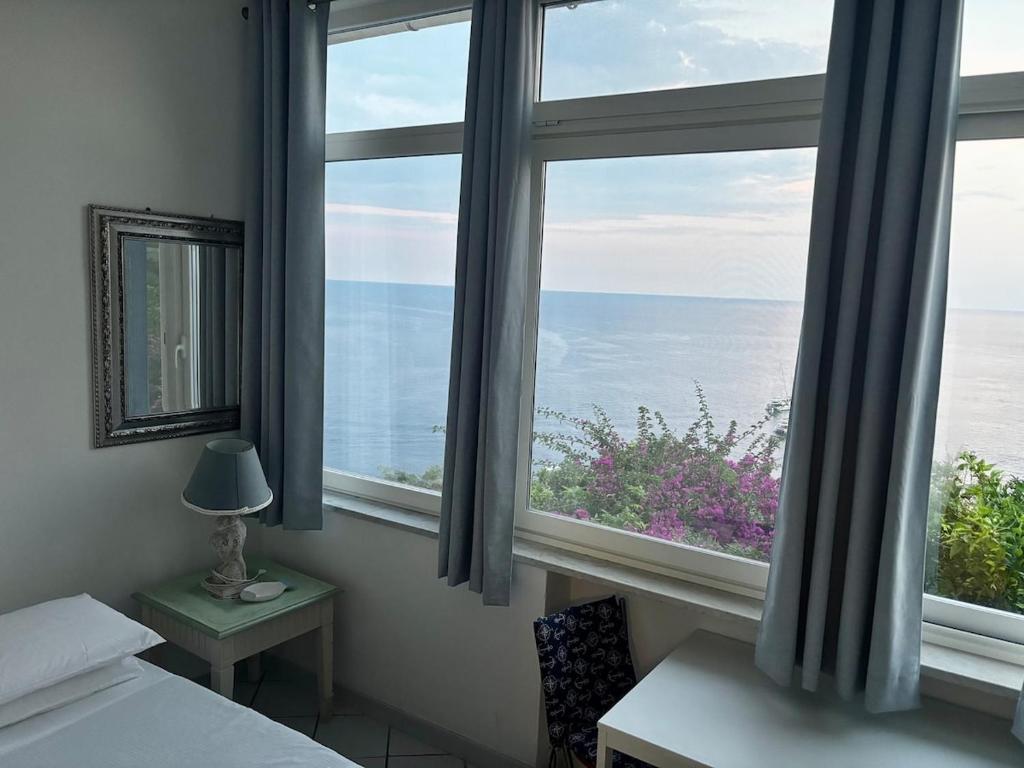 Sea View Terrace La Casa Di Nonna Paola, Positano Centre - 5