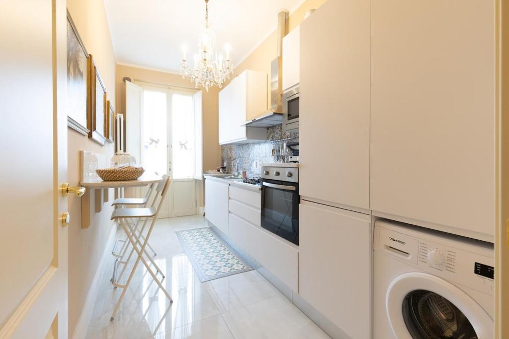 Scala's Heritage Florentine Classic Home - 4