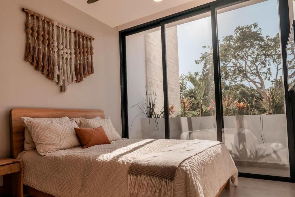 Apt with Private Plunge Pool and Rooftop - 4