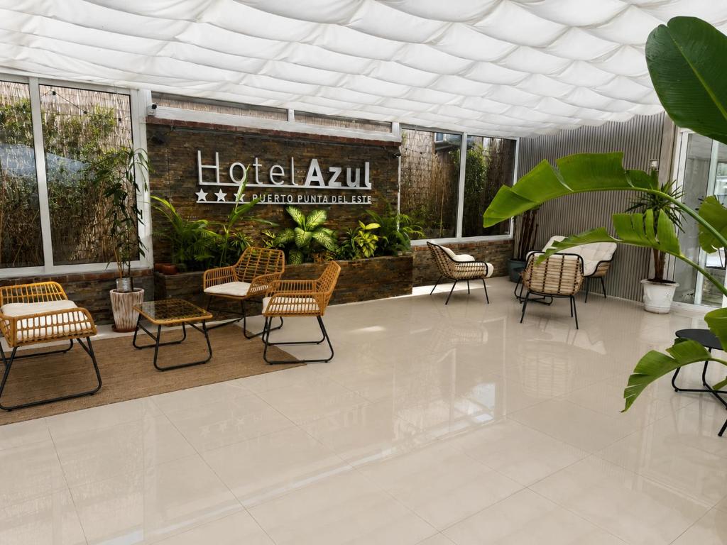 Hotel Azul by MH - 1