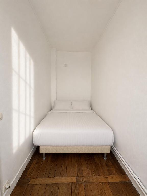 NEW Parisian Haussmann Apartment TheDreamers - 5