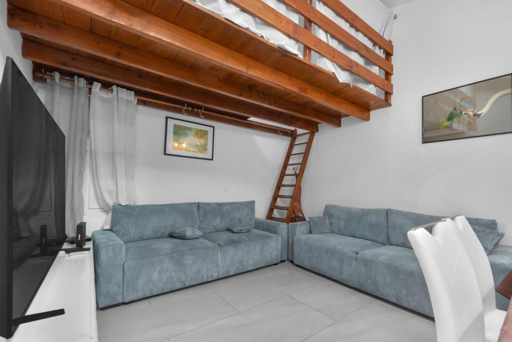 Appartement au centre de cannes en face du port - Climatisé - 2