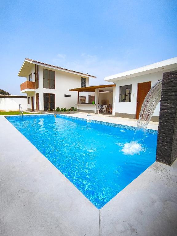 Casa Totalmente Privada 4 Habitaciones con Piscina y Cine - Pet Friendly - 1