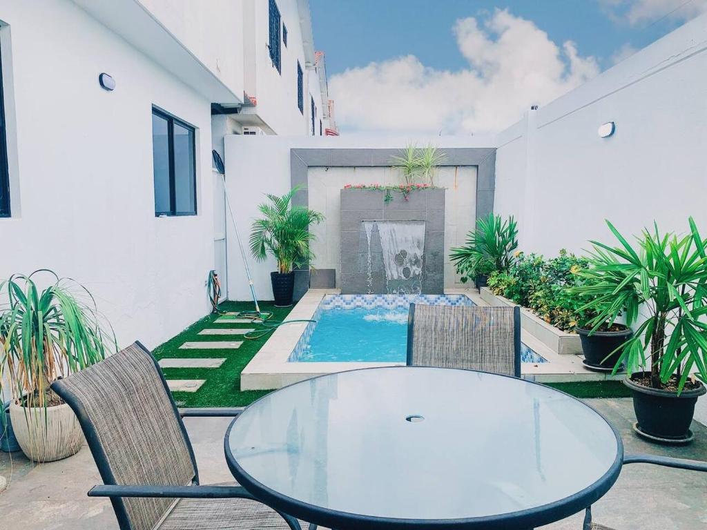 Casa con piscina privada para familias - 1