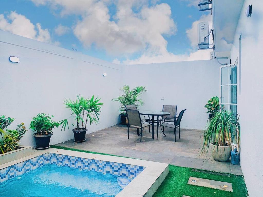 Casa con piscina privada para familias - 4