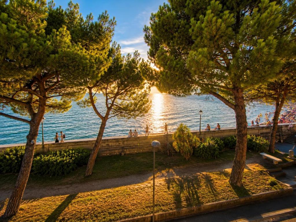 BeachfrontGrado Seaview Apartment Costa Azzurra - 1