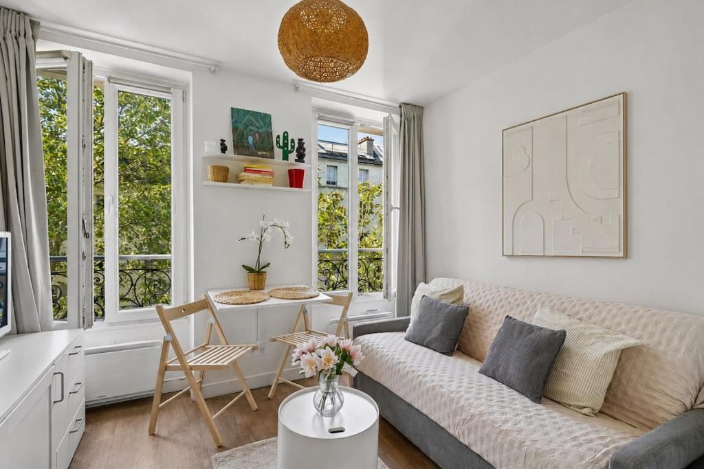 Elegant studio between Montmartre and Les Batignolles - 1