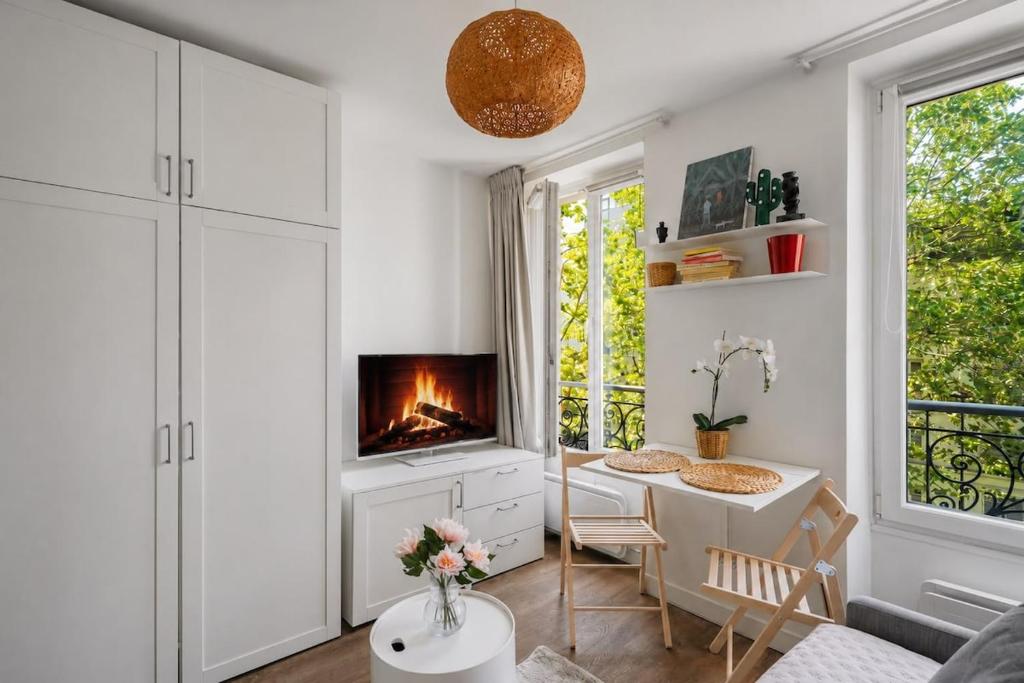 Elegant studio between Montmartre and Les Batignolles - 4