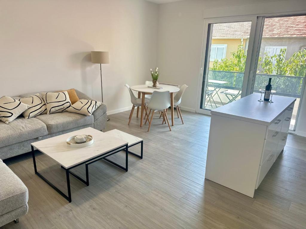 Airpoint Apartment No 2 - 1