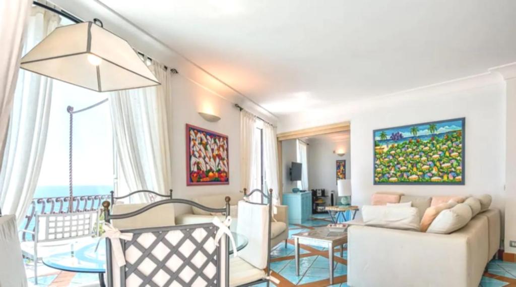 Exclusive View – Appartamento di Lusso con Vista Panoramica - 4
