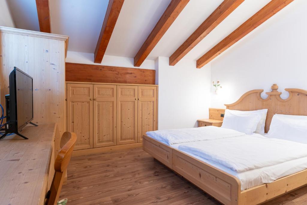 Hotel Castel Pietra - 2