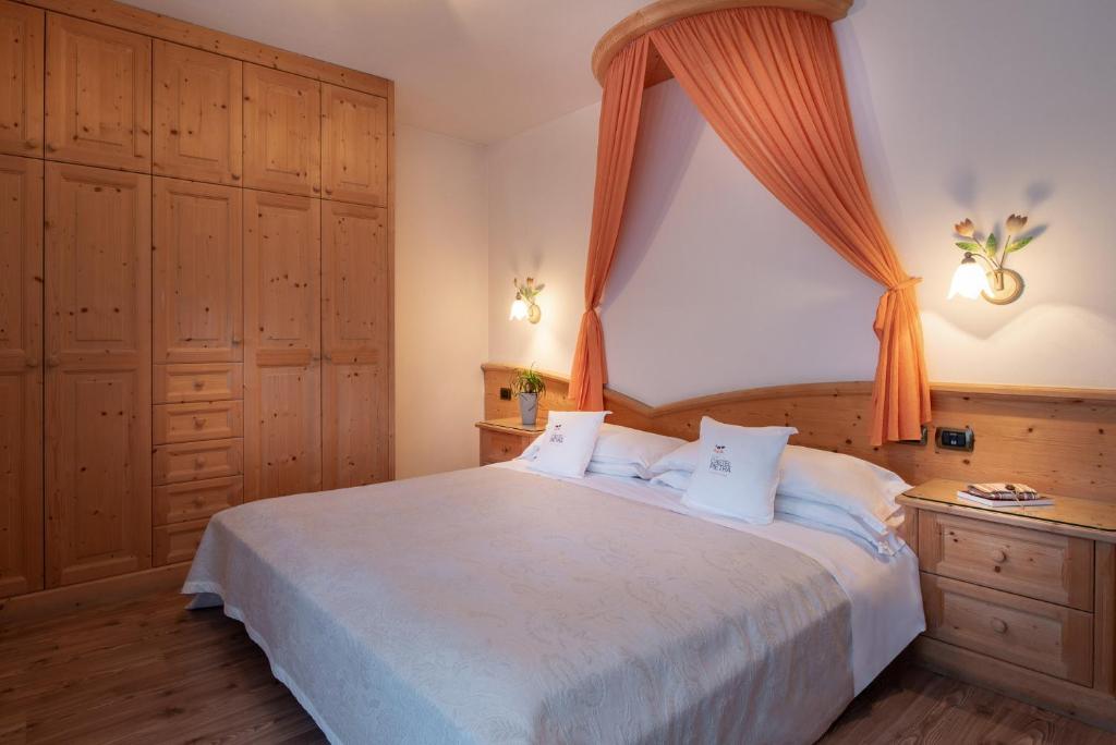 Hotel Castel Pietra - 5