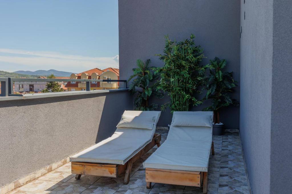 Aqua Studio with Sauna, Terrace and FREE Parking - 5
