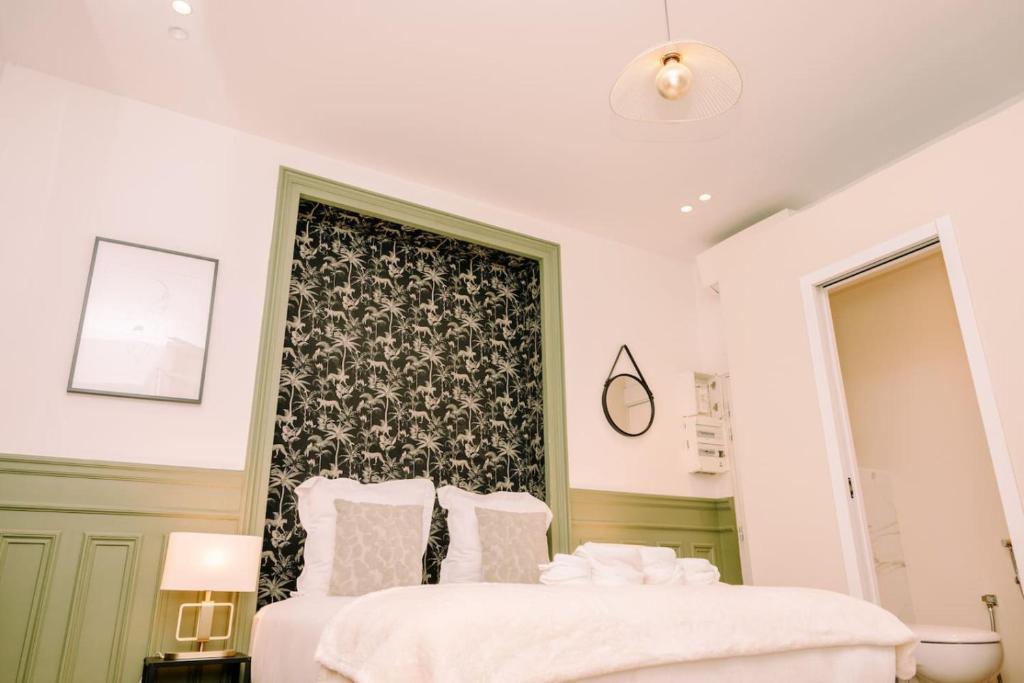 2P Studio - Eiffel Tower View - Romantic Suite-A-C - 2