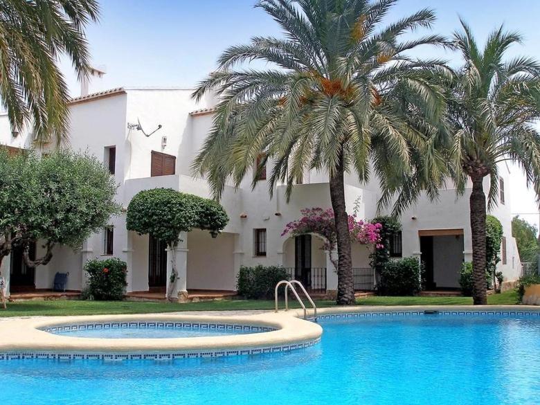 Apto Moderno con Piscina y Parking, Playa a 10 min andando - 2