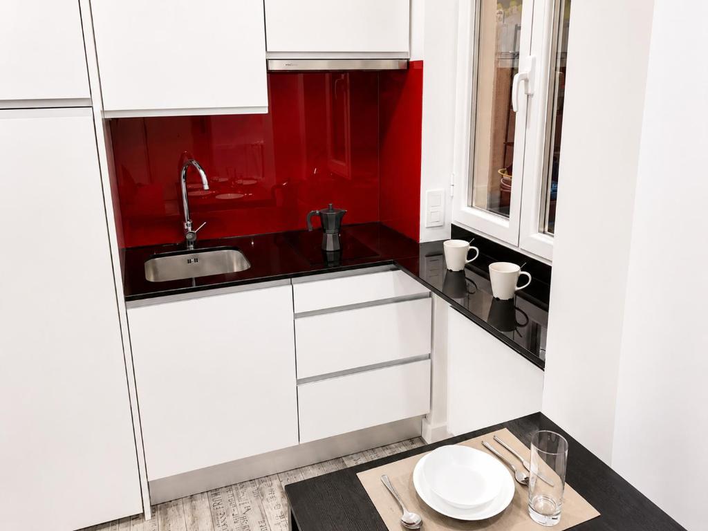 Smart-Tech Plaza Apartment - 3