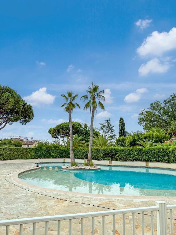 Le Palma : Chic Piscine Clim Terrasse - 4