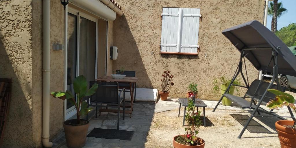 Studio cosy La Ciotat idéal couple avec cuisine & wifi - 3