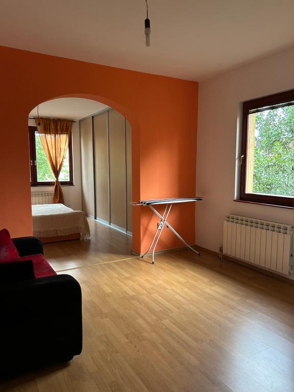 Adia home - 3