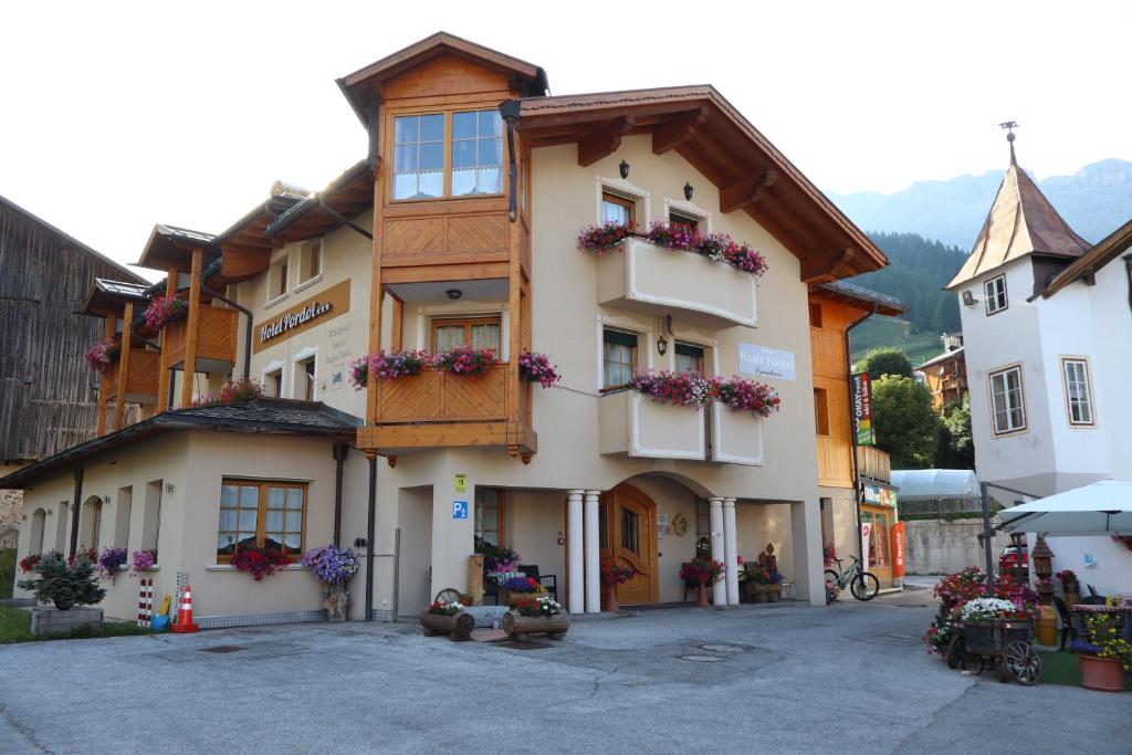 Hotel Pordoi - Fam Furgler - 4