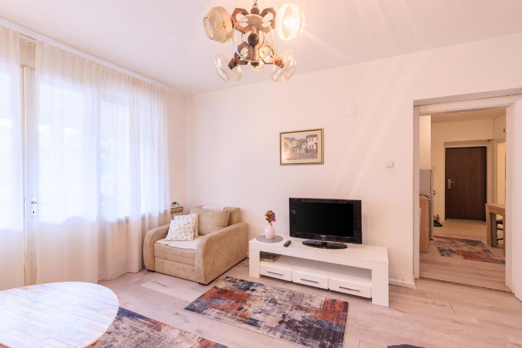 Central & Fully equipped apartment with Free parking - 1