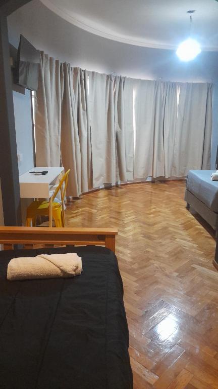 Mora Hostel - 3