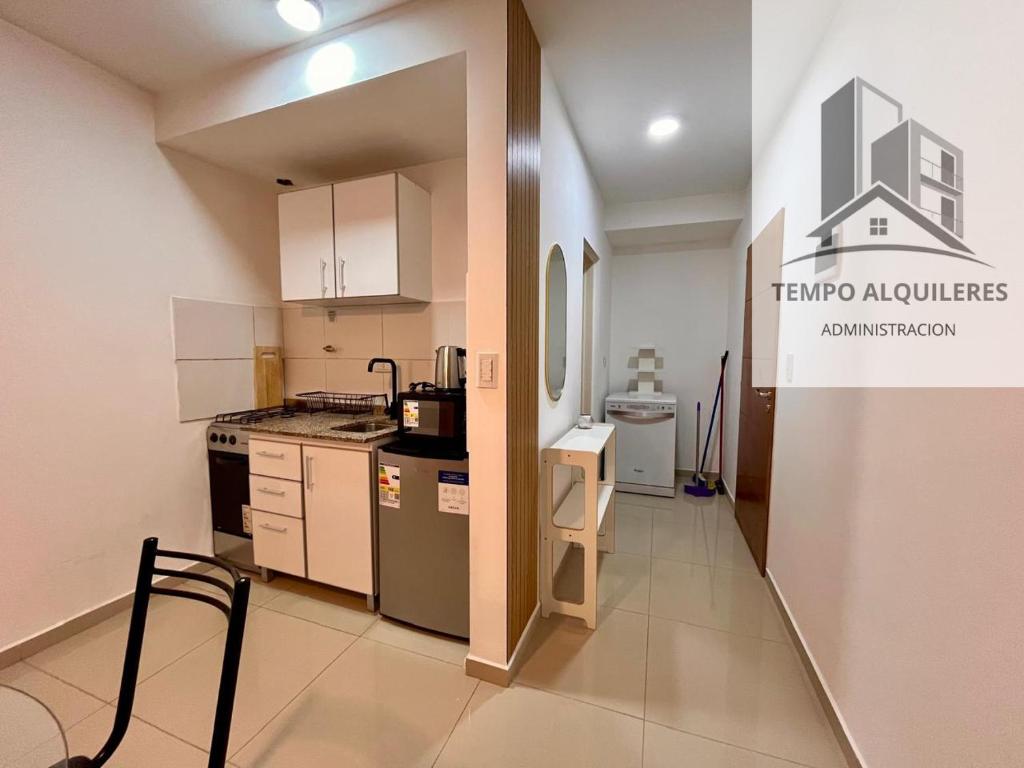 Modern studio apartment with a balcony in the heart of downtown Neuquén - 3
