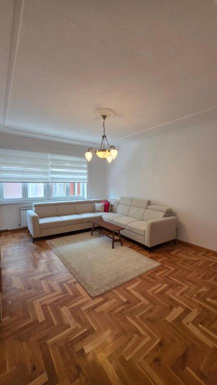 Central Apartment - 4