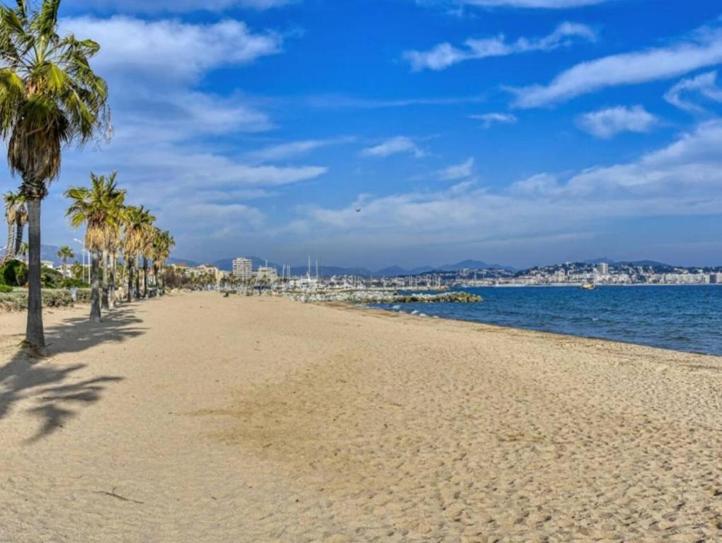 Blue Lagoon–4 peopl–Piscine-Tennis - 2