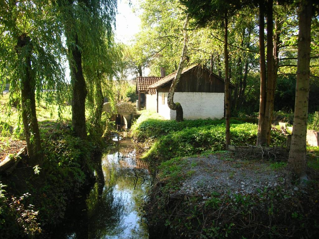 Apartment Licka Vodenica — Hotel in Josipdol