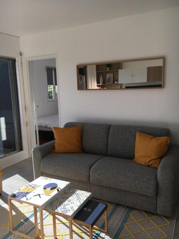 Beautiful Apartment With Gardenlk - 5