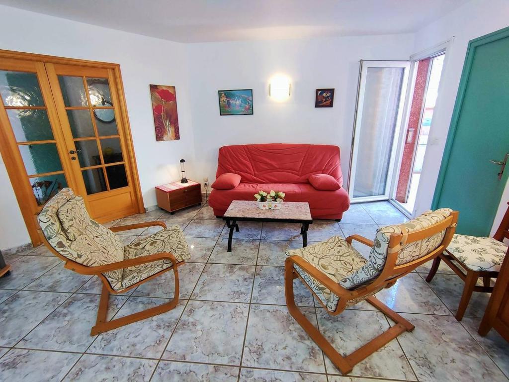 Évasion plage : maison avec patio, climatisation, 50 M de la plage 4POIT11 - 2
