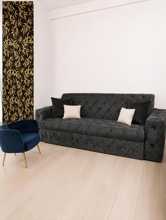 Stylish Apartment - 4