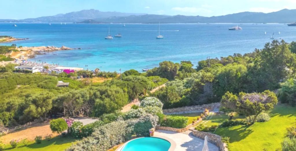 Luxury Beachfront Villa with Private Pool in Porto Rotondo - 5