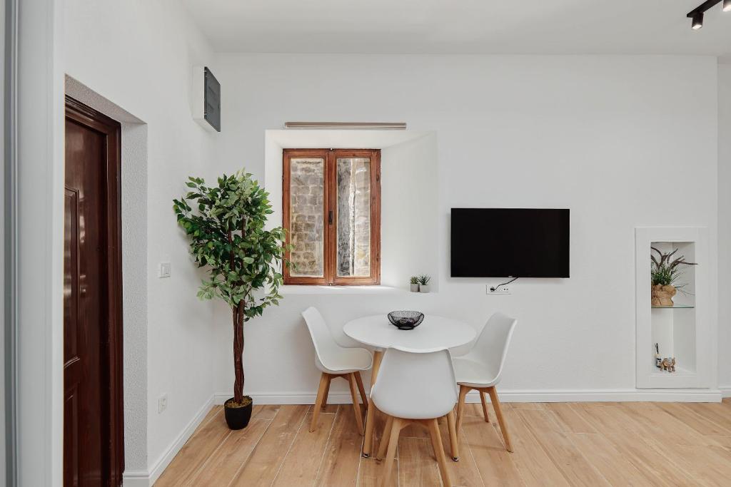 Modern Studio Old Town by MN Property - 5