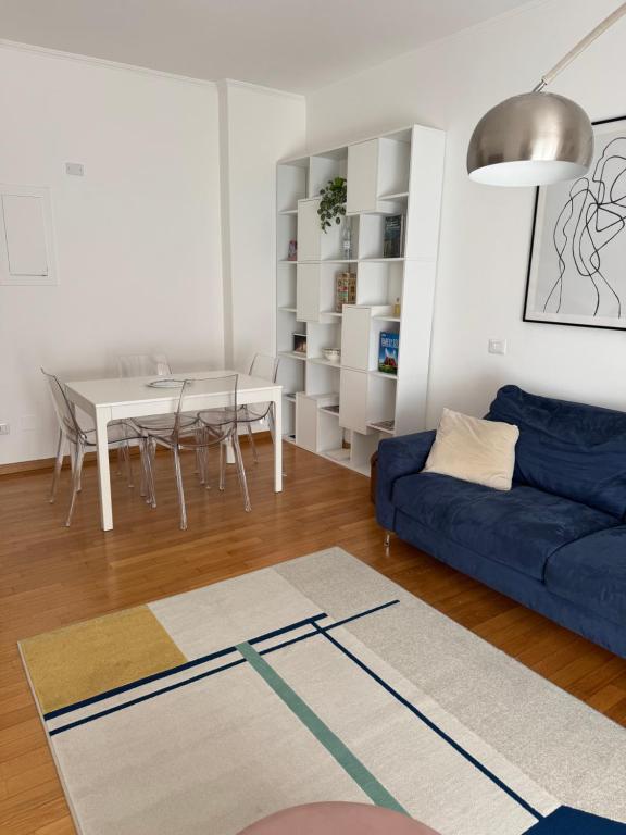 Bocconi Sweet Apt - Balconies - 15 min from the Center - 2