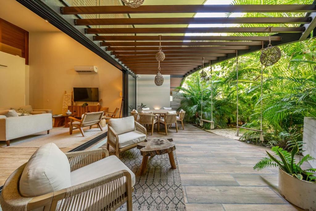 Exclusive Designer Duplex in Playacar - 5