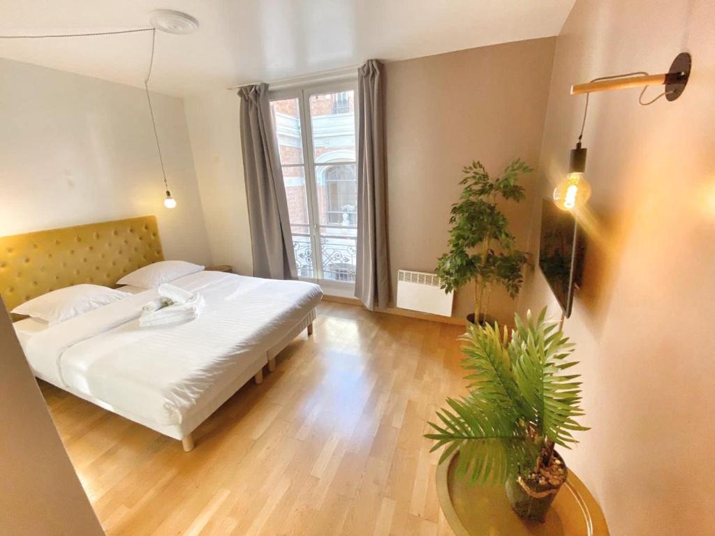Appartement service - Vue sur le Musee - Paris 5 - 2